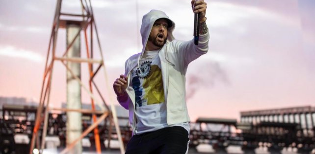​За две недели Eminem собрал более 500 000 человек на концертах в 8 странах Европы