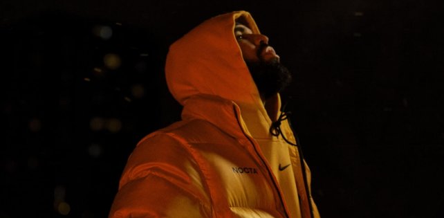 ​Флисовые штаны за $110 и пуховик за $400: как выглядит коллекция Drake и Nike