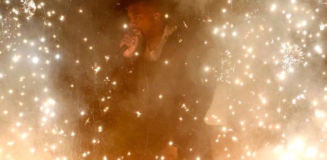Объятый пламенем Kanye West и другие выступления Billboard Music Awards