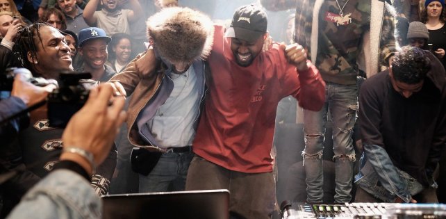 ​Kanye West выпустил трек «30 Hours» и добавил 5 новых песен на «T.L.O.P.»