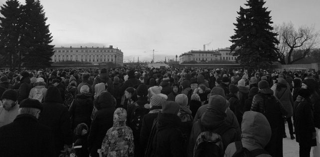 «Мы привыкли молчать и закрывать глаза на такое»: Jubilee написал стих о трагедии в Кемерово