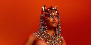 ​Nicki Minaj показала откровенную обложку альбома «Queen», и это почти что эротика