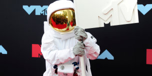 ​Объявлены номинанты MTV VMA 2020 — включая новые «карантинные» категории