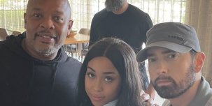 ​Фото дня: Dr. Dre, Eminem и дочка Эрики Баду встретились в доме The D.O.C.