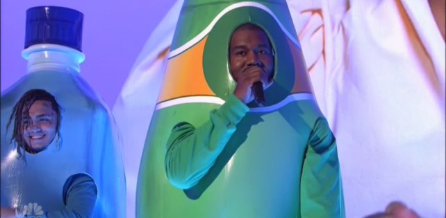 Kanye West выступил на шоу SNL. Среди гостей — Lil Pump, Kid Cudi и 070 Shake