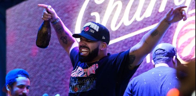 ​Drake выпустил два новых трека, чтобы отпраздновать победу Торонто в финале НБА
