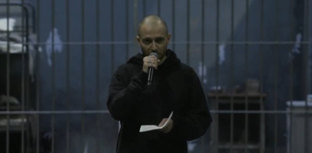 ​«Экстремизм можно найти повсюду»: Oxxxymiron выступил с речью в поддержку фигурантов «Московского дела»