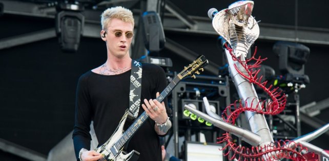 ​Machine Gun Kelly выпустил новый трек и анонсировал поп-панк-альбом