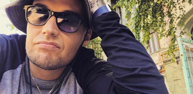 «У полицейских закончилась бумага»: Гуф рассказал Тимати, как на него написали 3500 заявлений 