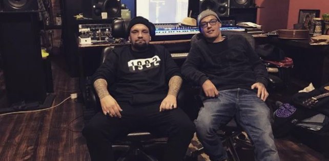 Баста и Гуф провели совместный эфир на самоизоляции