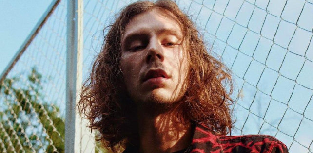 White Punk и noa представили трек «Болен»