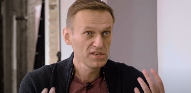 «Тебе не больно, а жизнь уходит»: в новом выпуске «вДудя» Навальный рассказывает, как его отравили