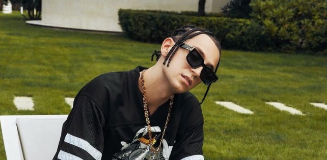 ​Слушаем сразу две новых песни при участии Яникса — с Gidra и Kid Sole