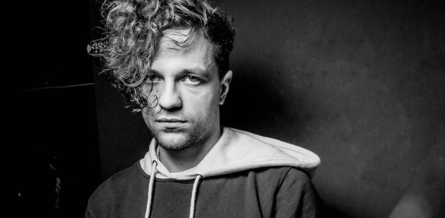 Три 13-летних девочки создали «группу смерти», где цитировали ЛСП, и пытались покончить с собой