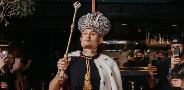 ​Morgenshtern зарегистрировал фамилию в качестве товарного знака. Логотипом стало тату рэпера