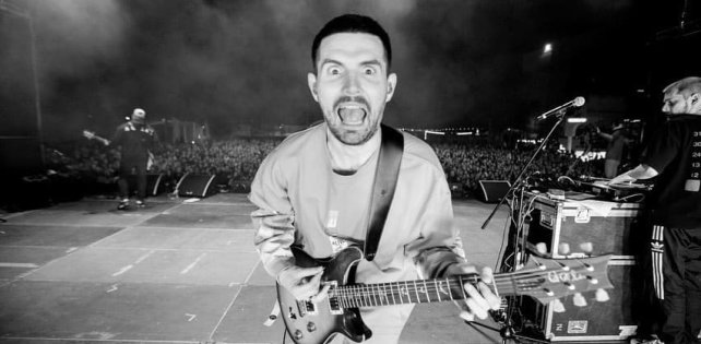 «Я всего лишь тупой русский рэпер! В этом плане я Гуфа заменить готов»: смотрим огненный фристайл Noize MC