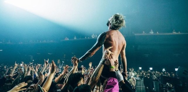 ​Элджей «Candy Flip»: слушаем первый сингл с нового альбома рэпера