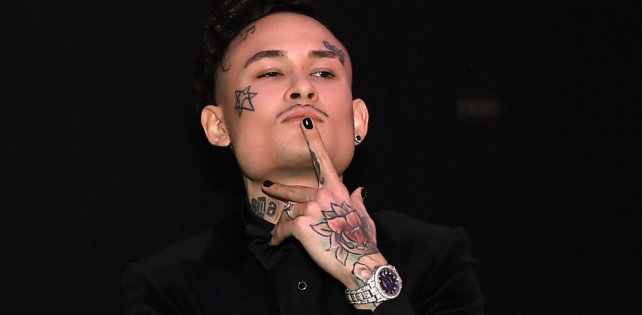 «В моих руках твой зад, я его фанат. Ну как бы интересно»: посмотрите, как депутат цитирует Моргенштерна