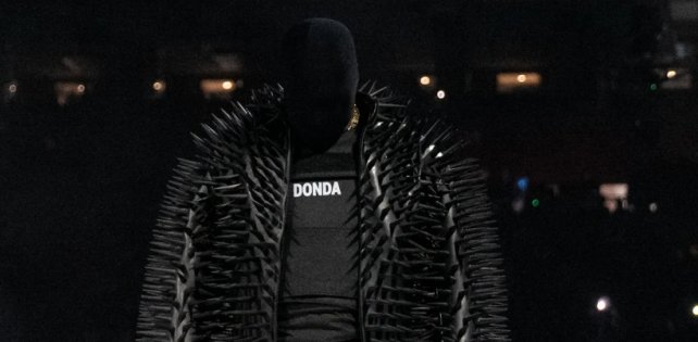 ​Канье Уэст официально сменит имя на Йе «по личным причинам»