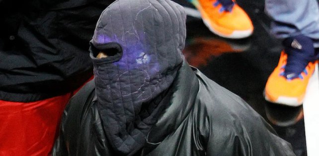 ​«DONDA» стал десятым альбомом Канье Уэста, взявшим первую строчку чарта Billboard — это рекорд