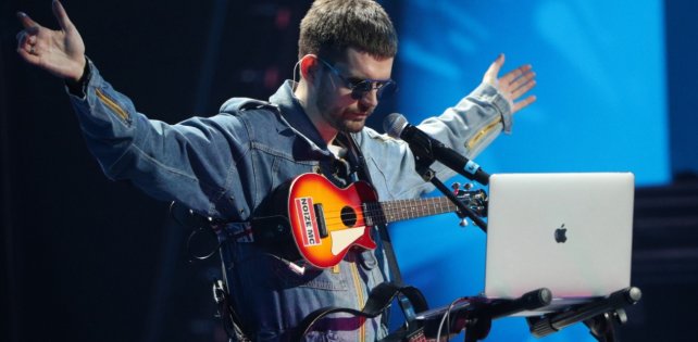 На фестивале, в котором принял участие Noize MC, собрали €12 млн на помощь гражданам Украины