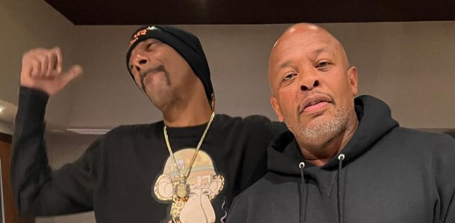 Snoop Dogg поделился новой фотографией с Dr. Dre в студии
