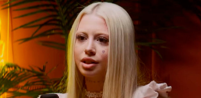 HOFMANNITA VS INSTASAMKA