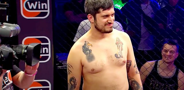 Паша Техник исправился и сводит татуировки