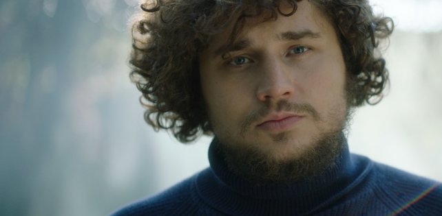 Драйвовый рок-н-рольный трек от Thomas Mraz