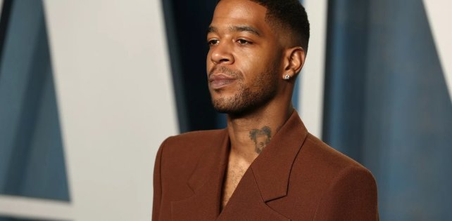 ​Kid Cudi утверждает, что мародер вторгся в его дом, съел еду из холодильника, а потом принял душ. 