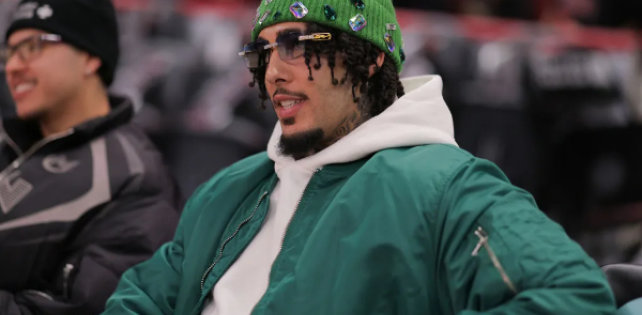 Экс-баскетболист и автор «Tweaker» ЛиЭнджело Болл утверждает, что читает лучше, чем Cam'ron.