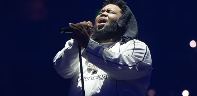 Rod Wave арестован по обвинениям в нападении и незаконном хранении оружия