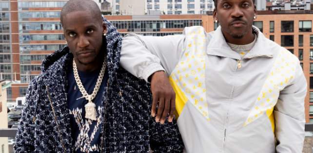 Clipse устроили игру в гляделки с лабубу в рамках промо нового альбома.