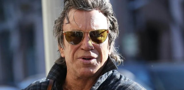 Микки Рурк запустил кампанию по сбору средств, чтобы избежать выселения. 