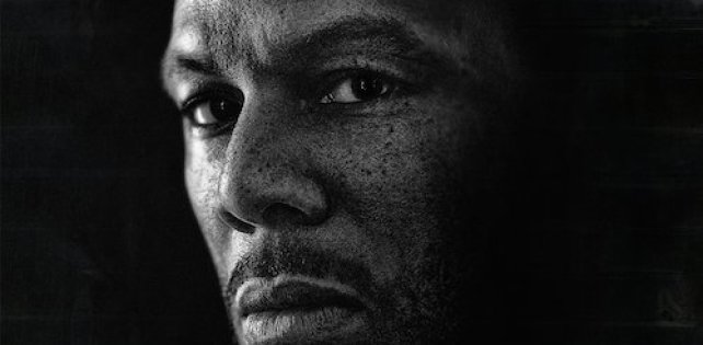 Common опубликовал треклист и обложку «Nobody's Smiling»