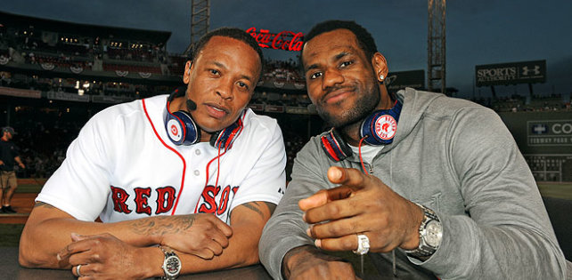 Александр Овечкин и ЛеБрон Джеймс в рекламе Beats. Саундтрек от Кендрика Ламара