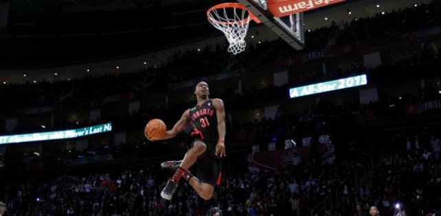 Смотрим 10 лучших слэм-данков NBA сезона 14/15