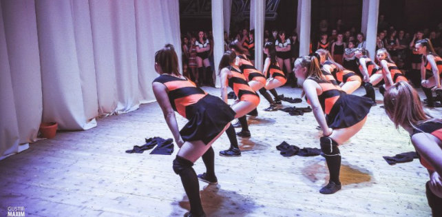 В нашем тверке нет порно - дело с Оренбургскими пчелками закрыто