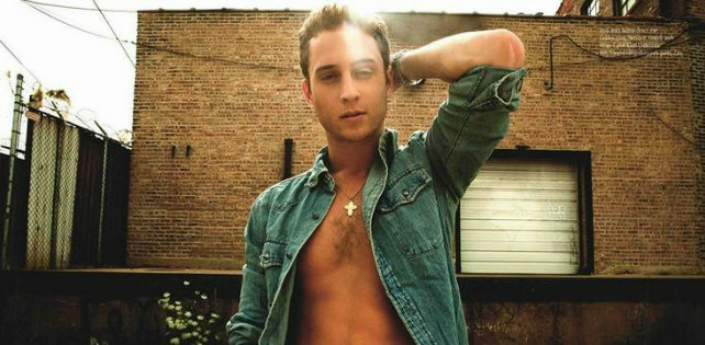 У Тома Хэнкса есть сын-рэпер и его объявили в розыск