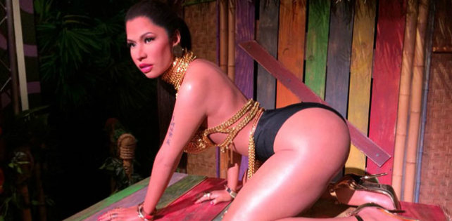 Восковую фигуру Nicki Minaj отправили под стражу из-за непристойного поведения посетителей