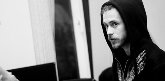 Децл: «15 лет спустя я выхожу на улицу, и все меня знают»