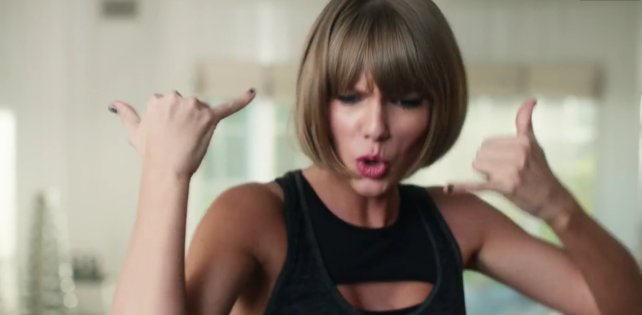 ​Вирус дня: Тейлор Свифт слетает с беговой дорожки под хит Drake & Future «Jumpan»