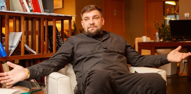 «Учитель в музыкальной школе — это настоящий андеграунд»: читайте новое интервью Басты