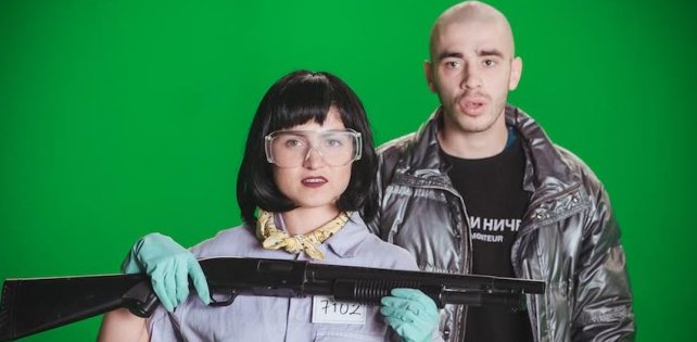 Хаски стал режиссером и снял жену в своем первом фильме. Смотрим тизер!