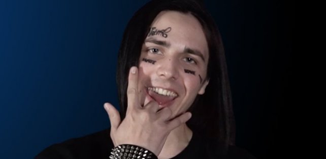 Инстаграм удалил аккаунт Фэйса за эту фотографию