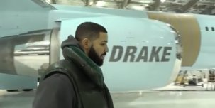 ​Drake провел экскурсию по своему личному самолету за $100 000 000