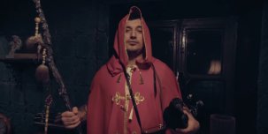 ​Паша Техник стал экстрасенсом, чтобы заработать легких денег, в новом выпуске своего шоу