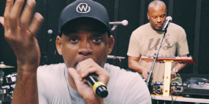 Уилл Смит показал, как рэп читают настоящие эмси, исполнив с DJ Jazzy Jeff их трек 25-летней давности