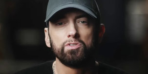 Архивный трек Eminem «Everybody's Looking At Me» нашел место на саундтреке фильма «Stans».