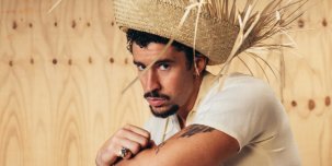 Bad Bunny в этом году выступит на одном из самых престижных мероприятий мира — Супербоуле.